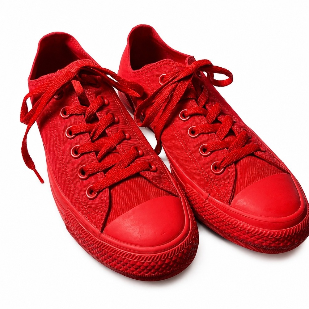 CONVERSE Chuck Taylor All Star Low-Top Sneaker Men/6.5 Women/8.5 Triple Red GUC